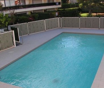 Location Appartement 1 pièce 23m² - Photo 5