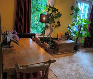 Room in a Shared Flat, London, SE5 - Photo 1