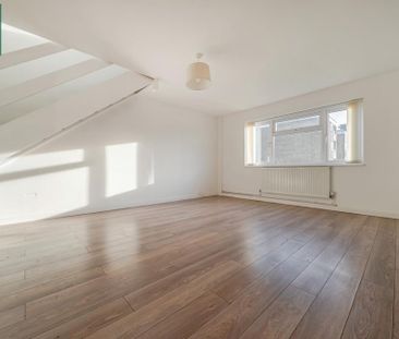 2 bedroom end of terrace house to rent - Photo 1