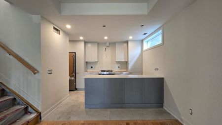 For Lease - 514 Roosevelt Avenue Unit# #B, Carlingwood - Westboro and Area, Ontario - Photo 5