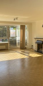 - GENT - Tweeslaapkamerappartement met terras - Photo 3