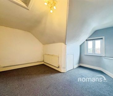 3 bedroom flat to rent - Photo 6