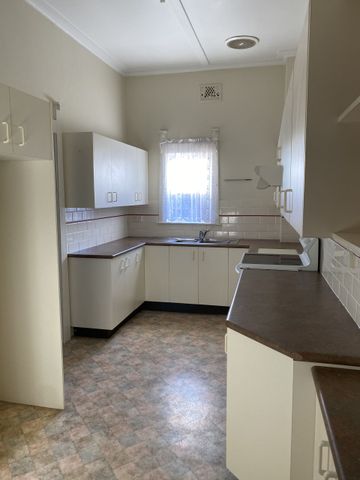 GREAT LOCATION - Photo 3