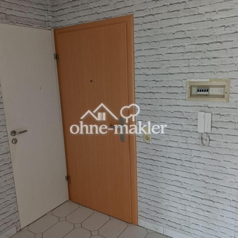 Ab Sofort frei: Schöne und gepflegte 3,5-Raum-Wohnung mit Balkon und EBK - Photo 1