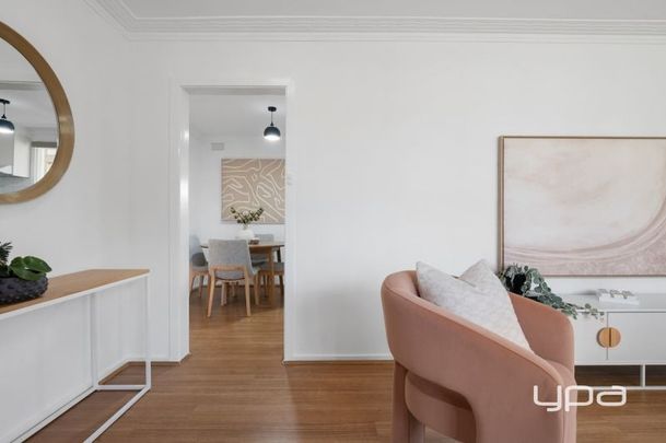 3 BEDROOM FAMILY HOME IN CENTRAL MELTON - Photo 1