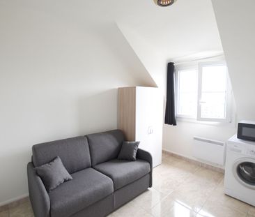 Location appartement 1 pièce, 10.42m², Courbevoie - Photo 1