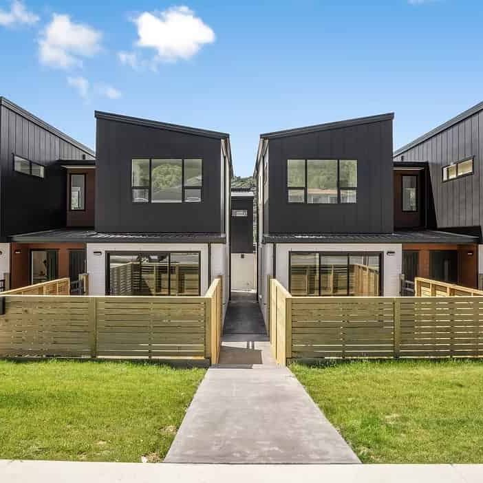 Near new 2 bedroom townhouse in a great Wainuiomata location - Photo 1