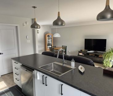 Lumineux Appartement Style Condo Locatif - Photo 2