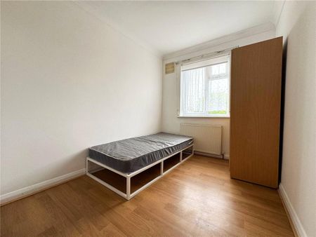 2 bedroom maisonette to rent - Photo 2