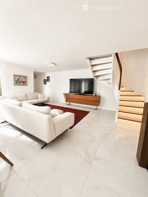 Exklusive möblierte 5.5-Zimmer Maisonette im 3. + 4. Stock (Attika) mit 23 m² Terrasse - Foto 1