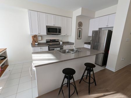 For Lease - 28 Sigford Street, Whitby, Ontario - Photo 2