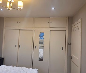 Room in a Shared Flat, Braemar, SW15 - Photo 5