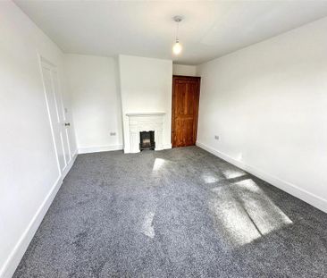 3 bedroom end of terrace house to rent - Photo 1
