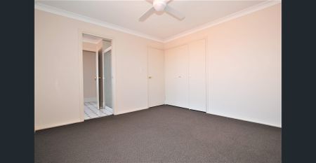 THREE BEDROOM UNIT IN A SOUGHT AFTER LOCATION - Photo 3
