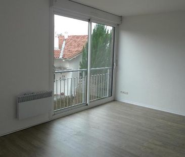 Location Appartement 1 pièce 27m² MONT DE MARSAN 40000 - Photo 1