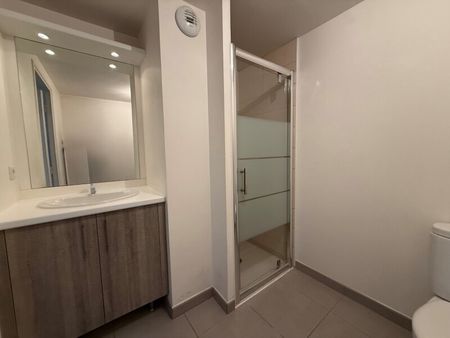 Location Appartement 2 pièces 49m² ROUEN 76000 - Photo 4