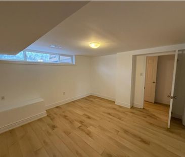 For Lease - 44 Richardson Drive, Aurora, Ontario - Photo 4