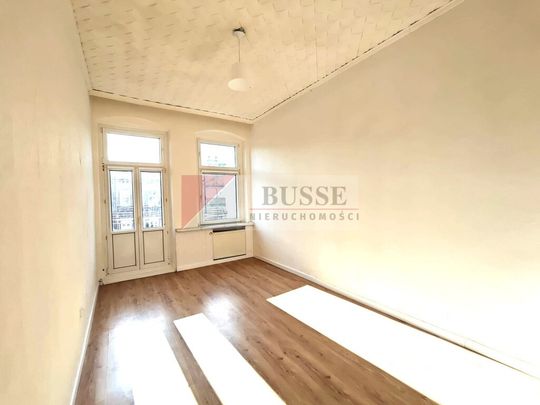 3 pokojowe mieszkanie z balkonem, ścisłe centrum - Zdjęcie 1