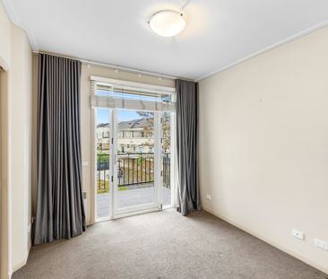 6/4 Graham Street, Port Melbourne VIC 3207 - Apartment For Rent | D... - Photo 3