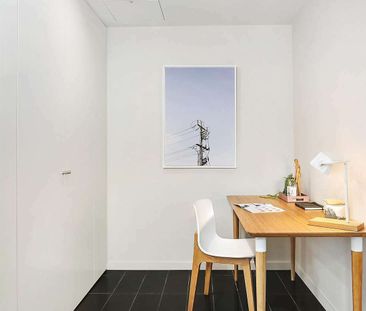 1 Sterling Cct, Camperdown NSW 2050 - Apartment For Rent | Domain - Photo 2