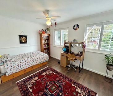 4 bedroom detached house to rent - Photo 4