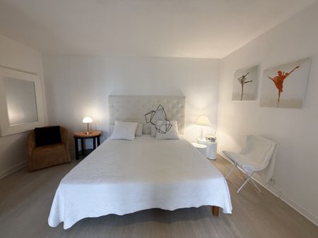 Location Appartement 1 pièce 36m² RODEZ 12000 - Photo 4