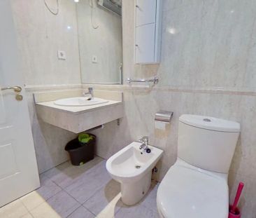 Piso de alquiler en Calle del Puerto de Pozazal, Ensanche de Vallec... - Photo 3