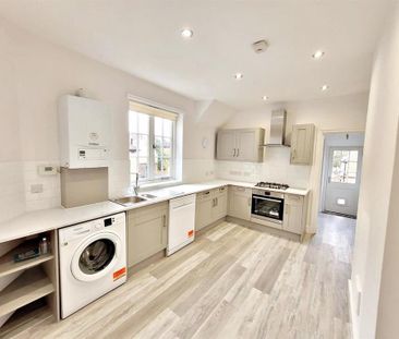 2 bedroom apartment to rent - Photo 4