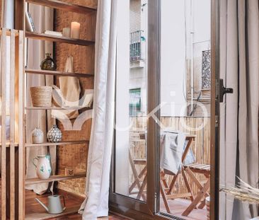 1 room luxury Flat for rent in Barcelona, Catalonia - Photo 2