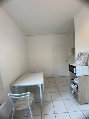 Appartement Studio meublé - Proche Gare SNCF - Photo 1