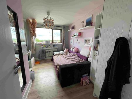 Castlegate Crescent, Adamstown, Lucan, Co. Dublin - Photo 3