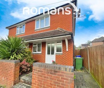 St. Christophers Road, Farnborough, GU14 - Photo 5