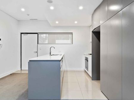 TWO LEVEL MODERN TWO BEDROOM APARTMENT - Photo 4