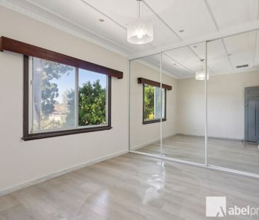 Character Home in Ashfield - Photo 5