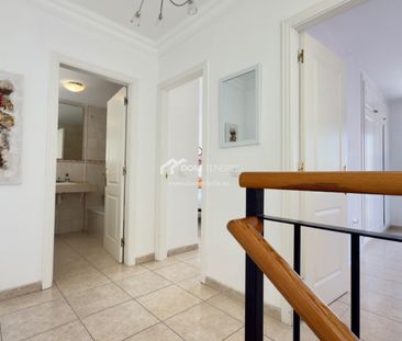 Chalet adosado · Alquiler a largo plazo · - Photo 6