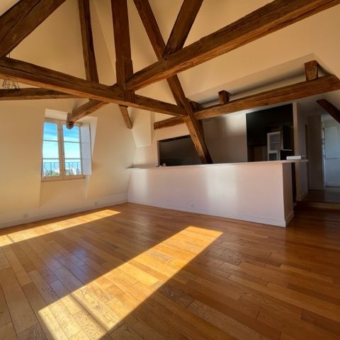 POITIERS PLATEAU - RUE SAINT HILAIRE - T4 DE 64.16M² - Photo 1