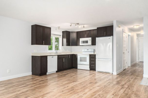 For Lease - 100 Laurier Street Unit# 2, Casselman, Ontario - Photo 1