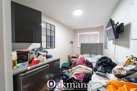 8 bedroom house to rent - Photo 2