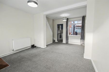 3 Bedroom House to let - Photo 5