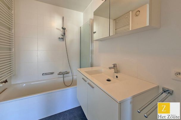 Instapklaar appartement met zijdelings zeezicht te Knokke - Photo 1