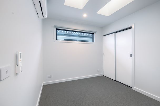 1230A North Road, Oakleigh South VIC 3167 - Townhouse For Rent | Domain - Photo 1