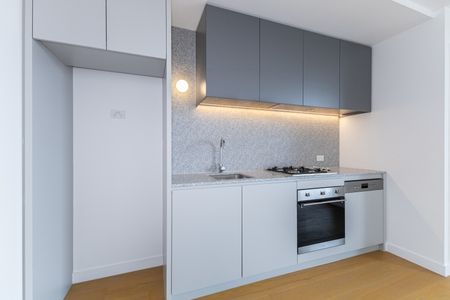 703/7 Sloane Street, Maribyrnong VIC 3032 - Apartment For Rent | Domain - Photo 2