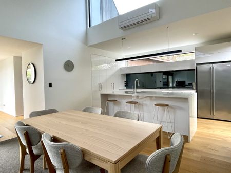 Riccarton, 3 bedrooms - Photo 5