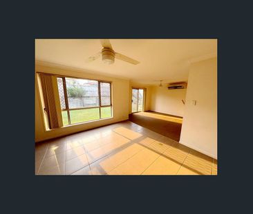 Spacious Family Home in the Heart of Kuraby - Photo 5