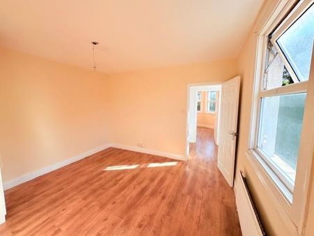 4 bedroom house to rent - Photo 4