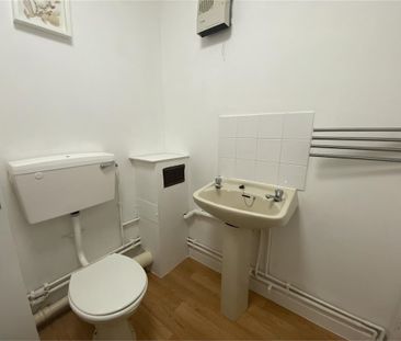 10 Hamilton Court, Stone Lane, Peterborough - Photo 4