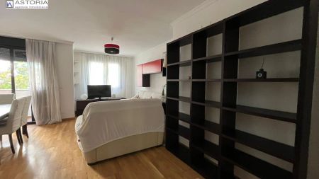 Piso de alquiler en Avenida del Doctor Olóriz, 5, Plaza de Toros - Foto 2