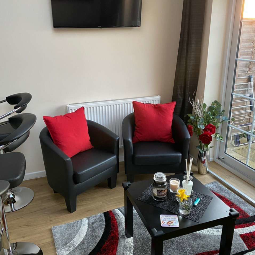 Quiet, peaceful, clean, well-managed house share in Radlett Gillespie - Photo 1