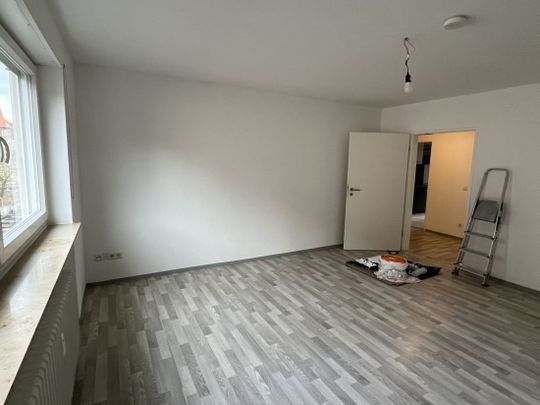 2-Zimmer-Wohnung mit Balkon in ruhiger Lage! - Photo 1