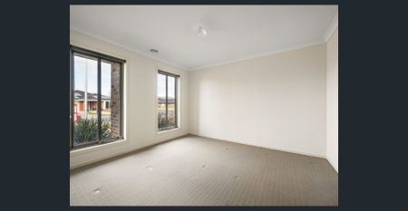 Charming Family Home in Killara Awaits! - Photo 4